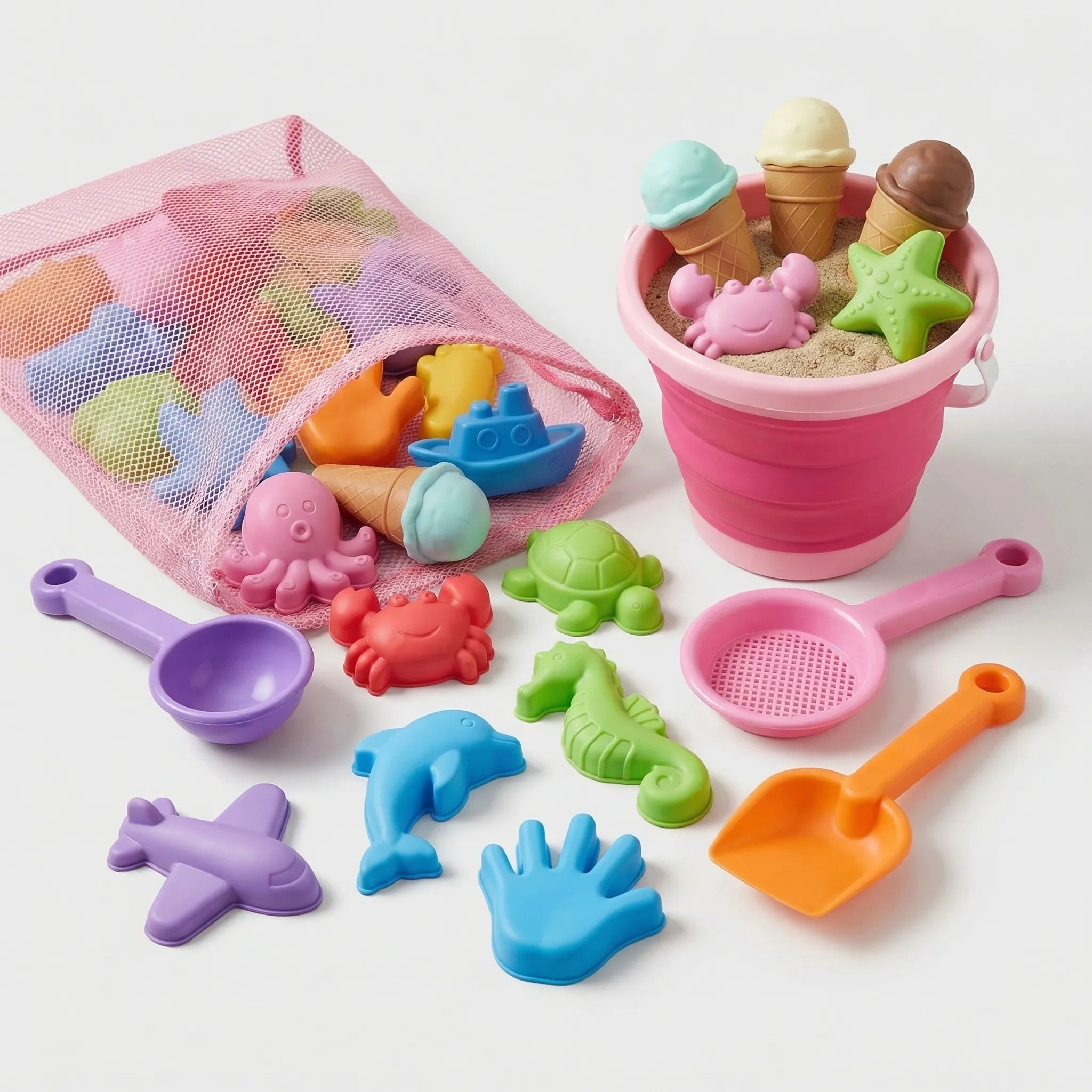 Strandspielzeug Set für Kinder mit faltbarem Eimer und Sandförmchen