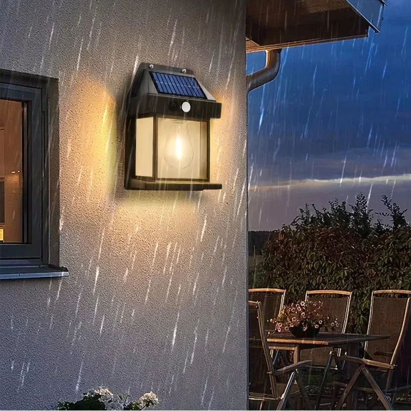 Nordspur | Solumix Solar-Powered Outdoor Wall-Mounted Light