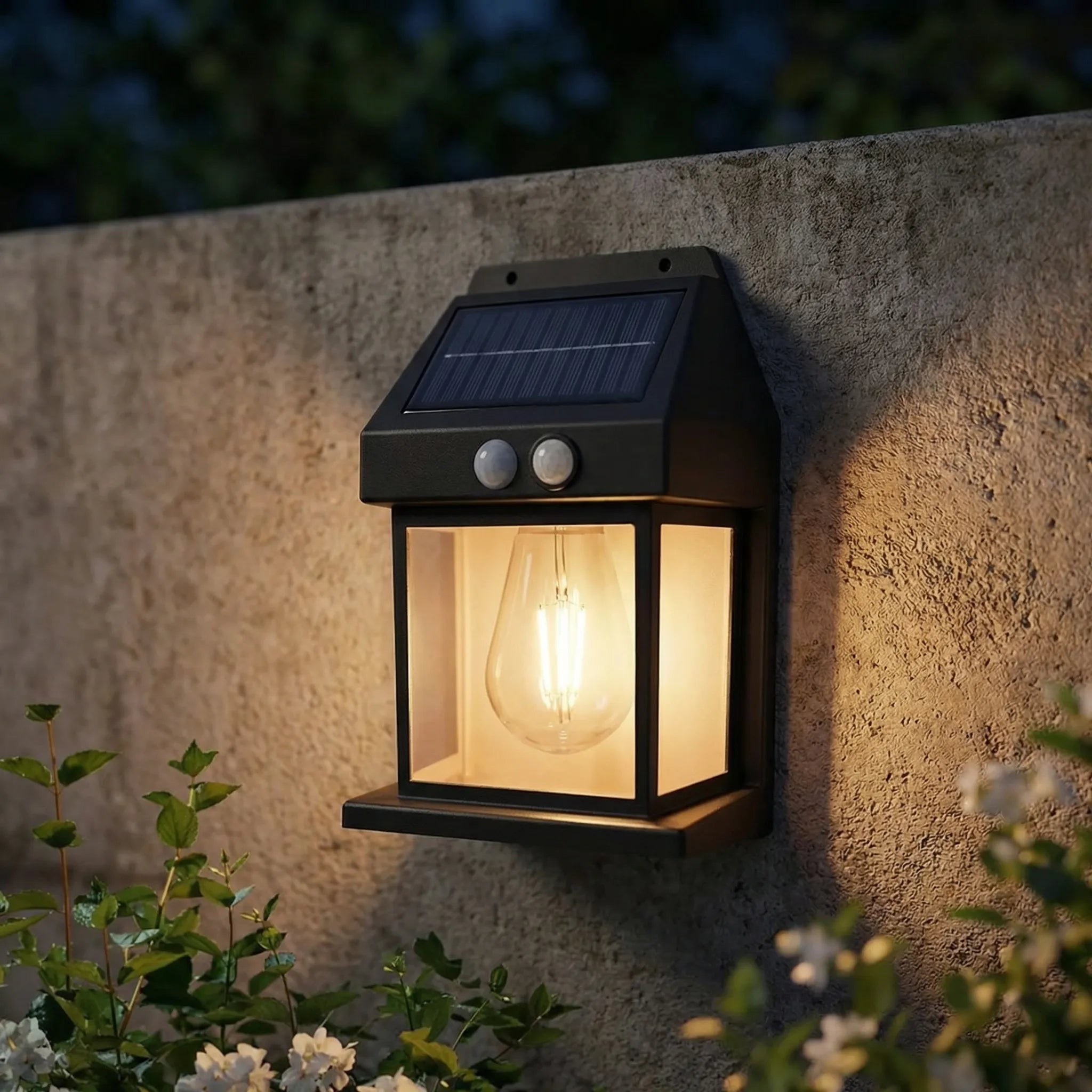 Nordspur | Solurnix Solar-Powered LED Wall Lantern