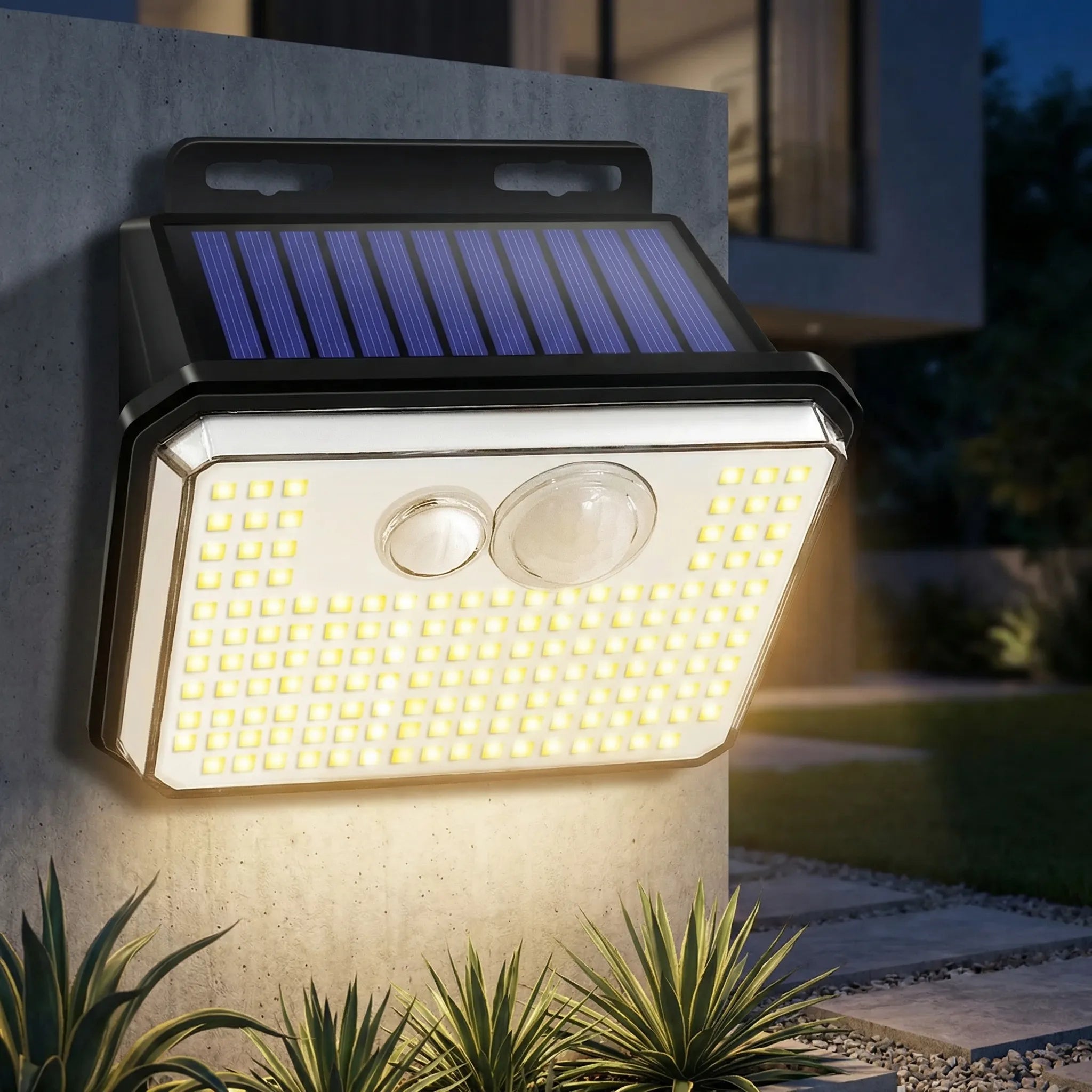 Nordspur | Soluxra Solar-Powered Outdoor Wall Security Light