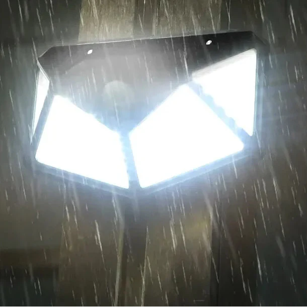 Nordspur | Solward Solar-Powered Outdoor Wall Light With Motion Sensor