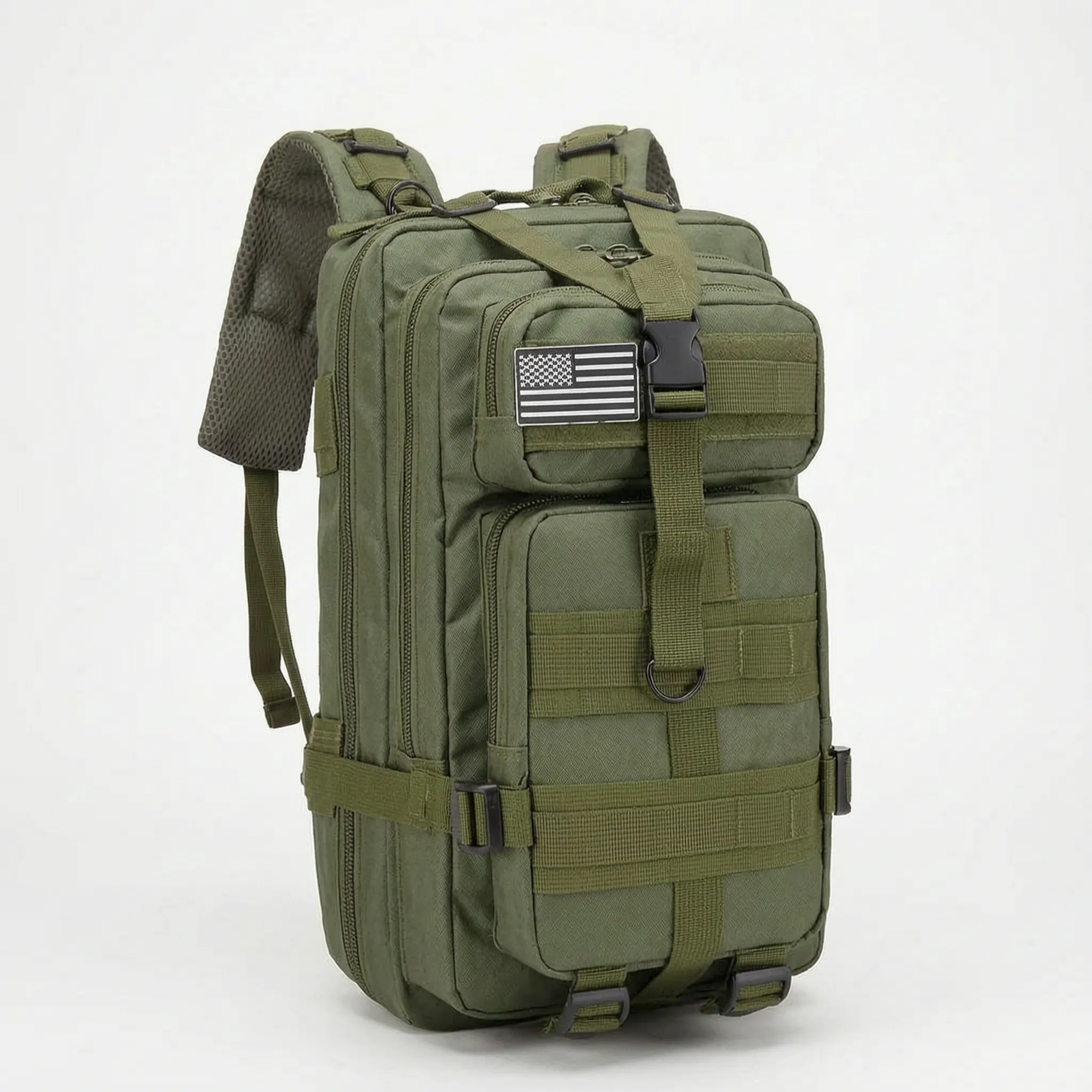 Tactical-Rucksack mit MOLLE-Webbing und mehreren Fächern