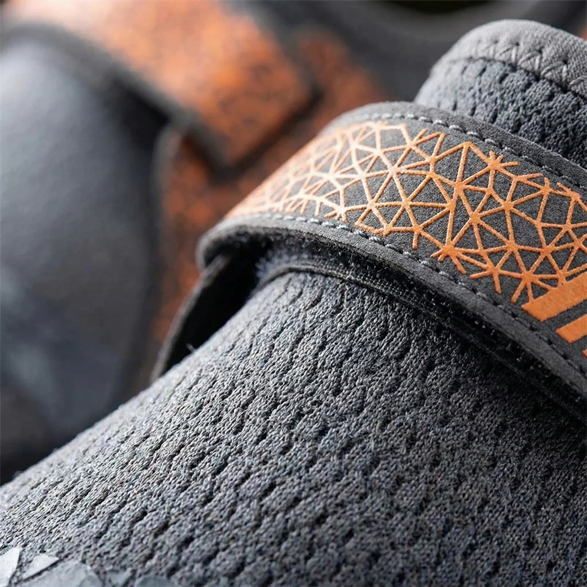 Wasserschuhe rutschfest schnelltrocknend mit Mesh-Obermaterial und Klettverschluss