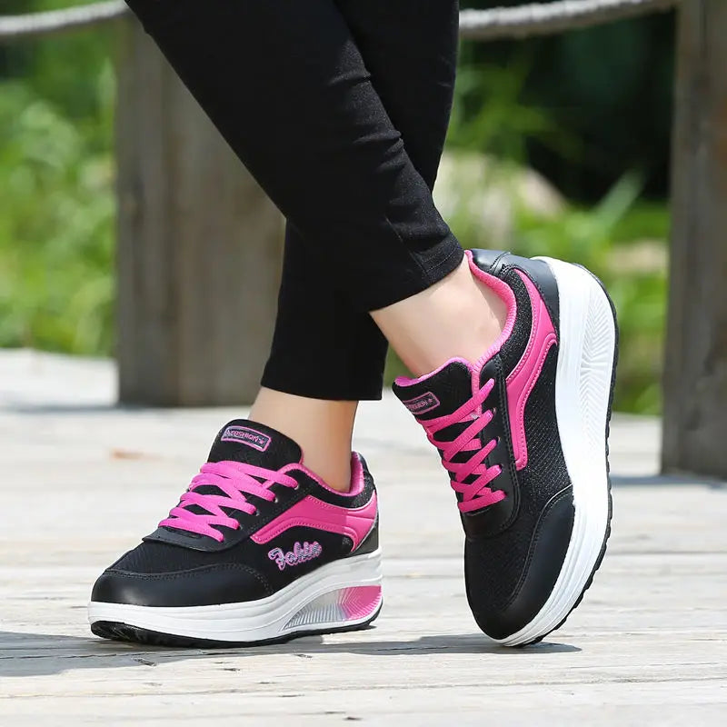 Damen-Plateau-Sneaker zweifarbig mit Rocker-Sohle