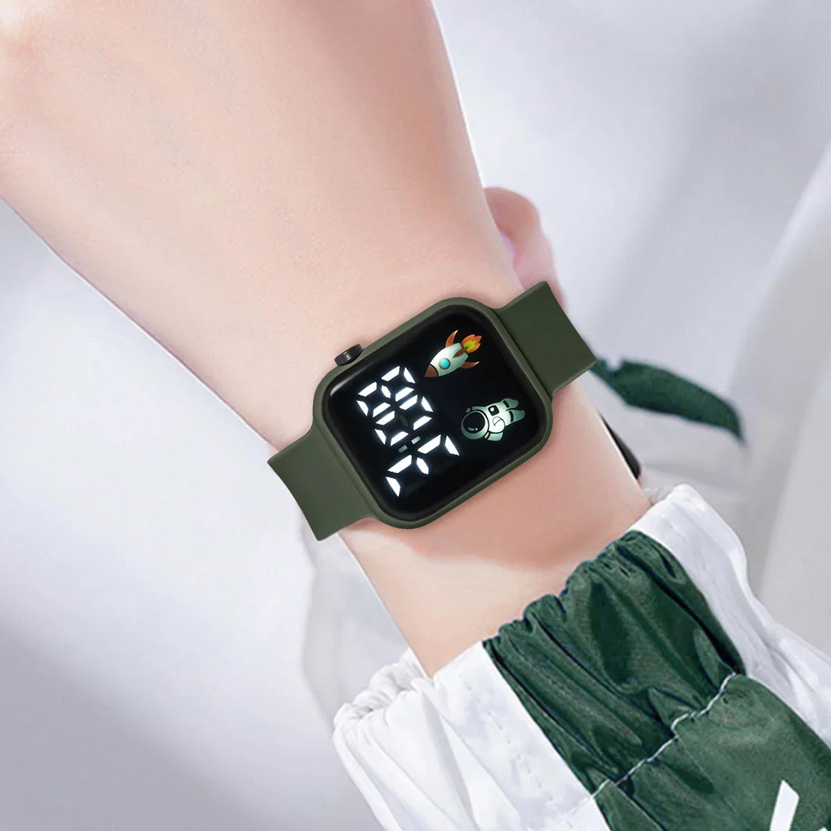 Kinder Smartwatch mit Touchscreen und Weltraum-Design