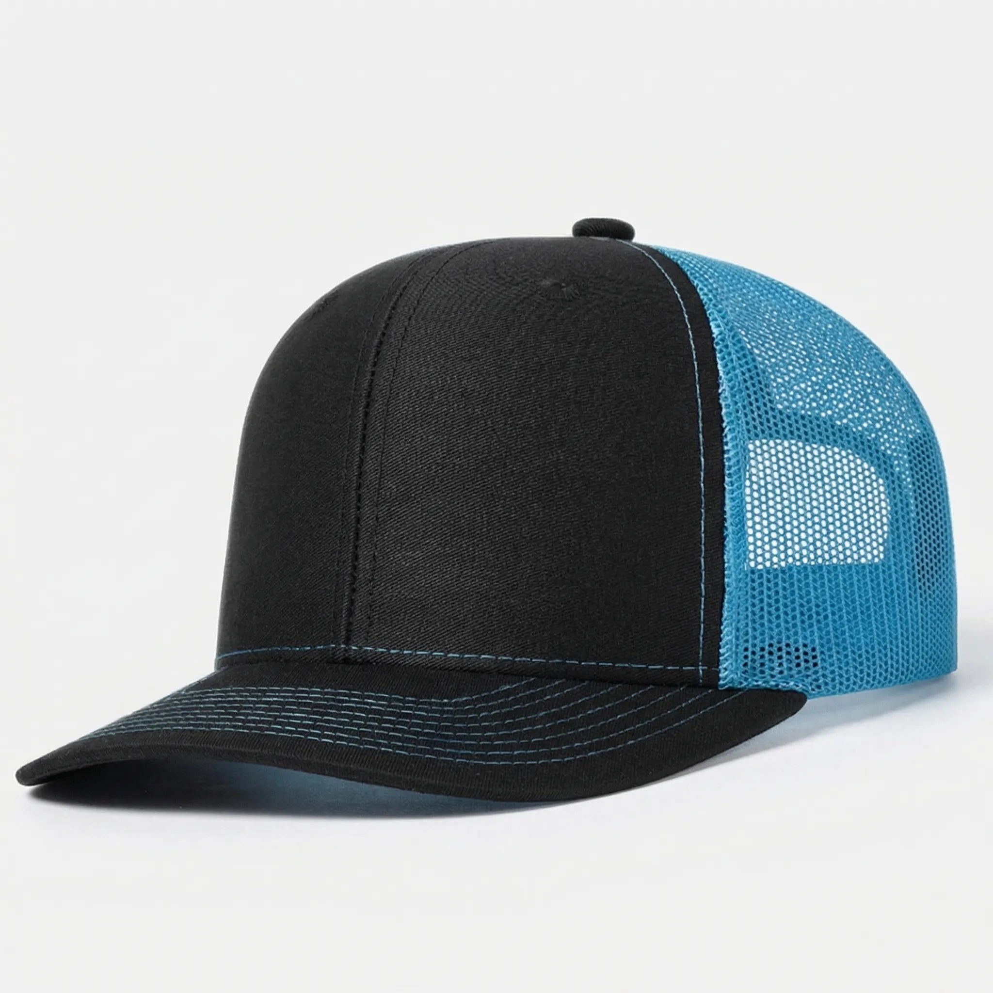 Unisex Trucker Cap mit gebogener Krempe und atmungsaktivem Mesh