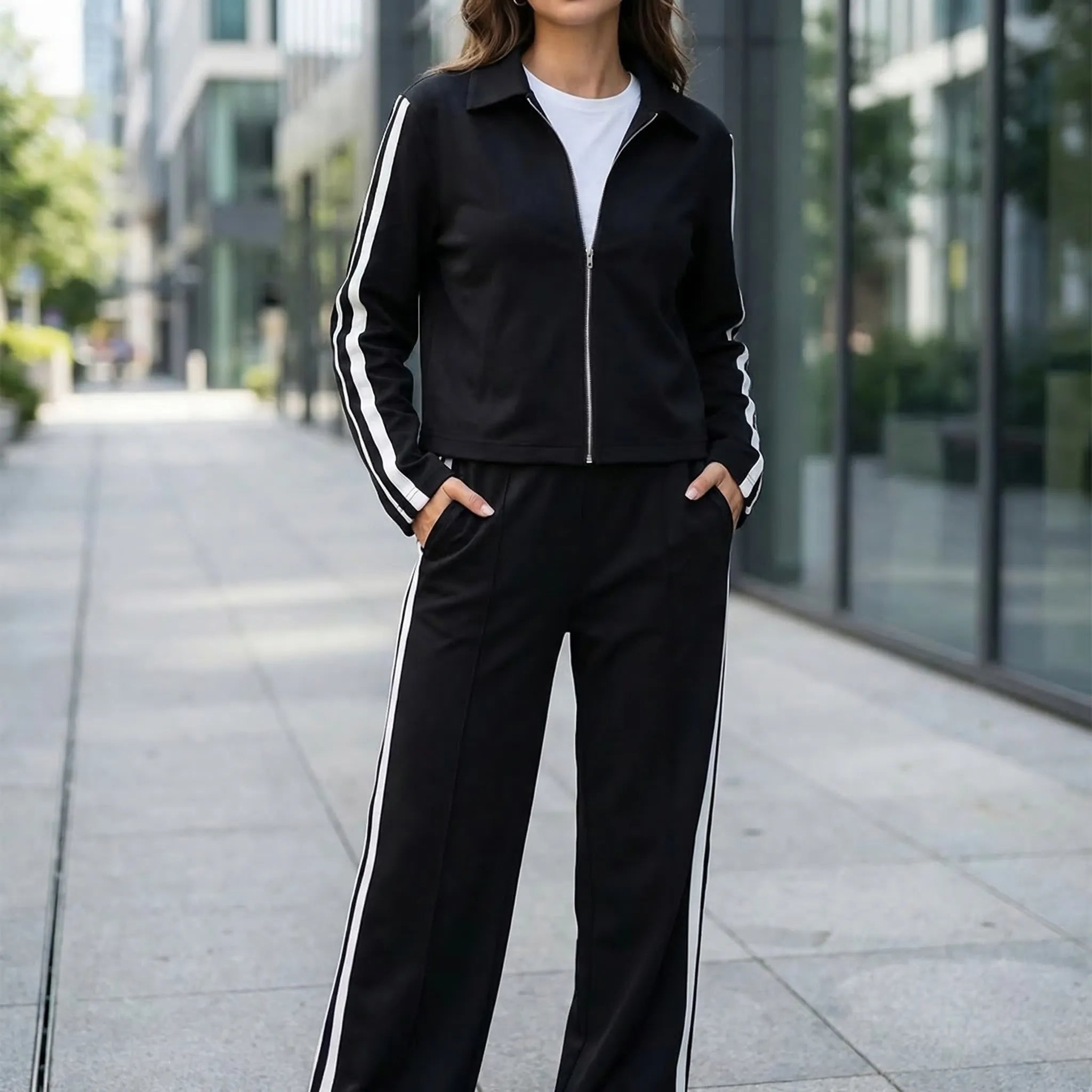 Damen Trainingsanzug schwarz-weiß gestreift Retro-Look weite Hose