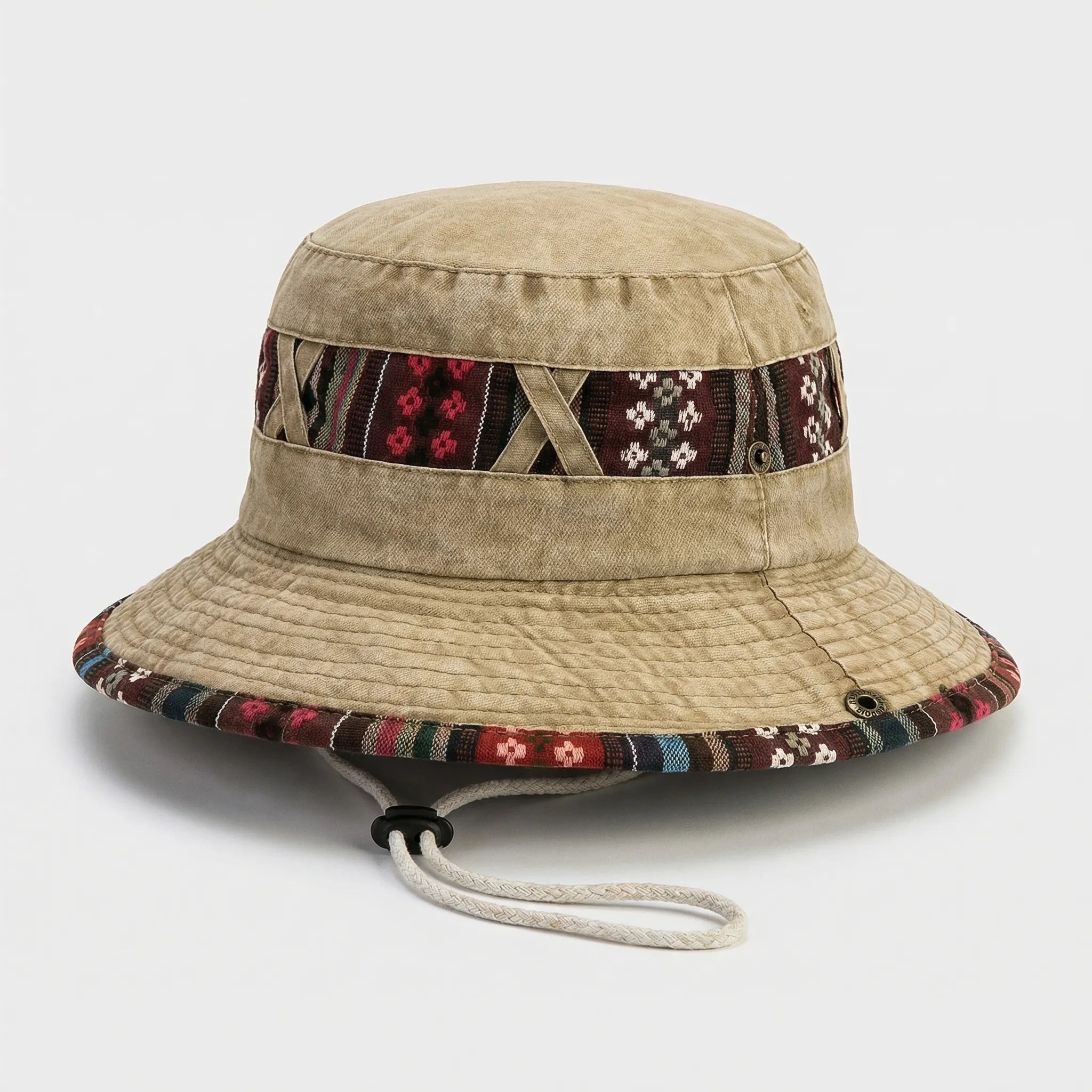 Breitkrempiger Outdoor-Bucket-Hat mit Boho-Webband und verstellbarem Kinnband
