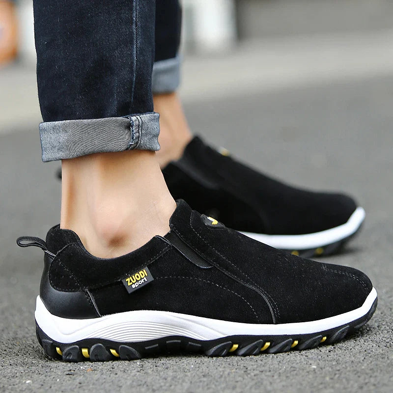 Herren Slip-On Wanderschuh atmungsaktiv gepolsterte flache Sohle