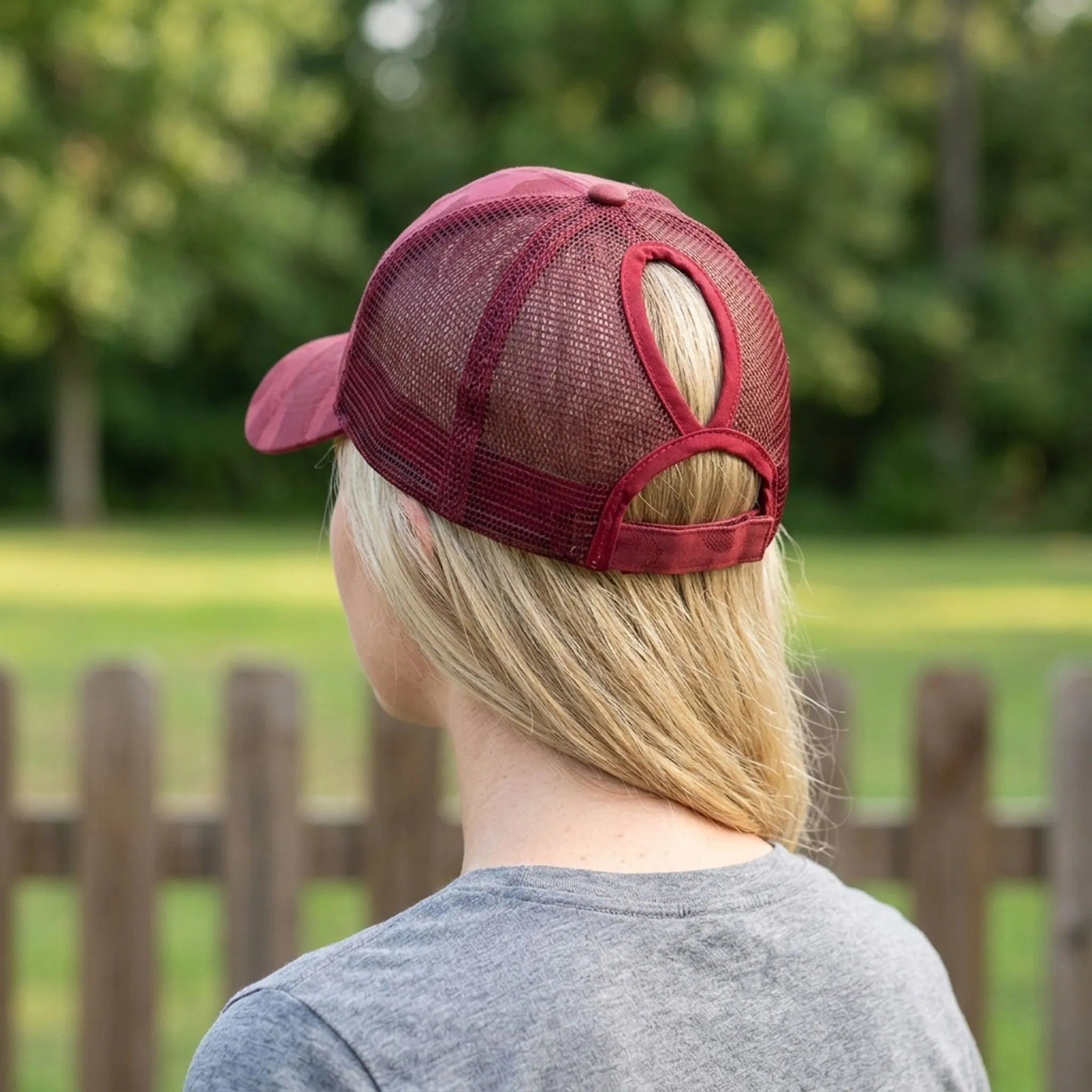 Damen-Basecap Pferdeschwanz-Öffnung atmungsaktiv verstellbar