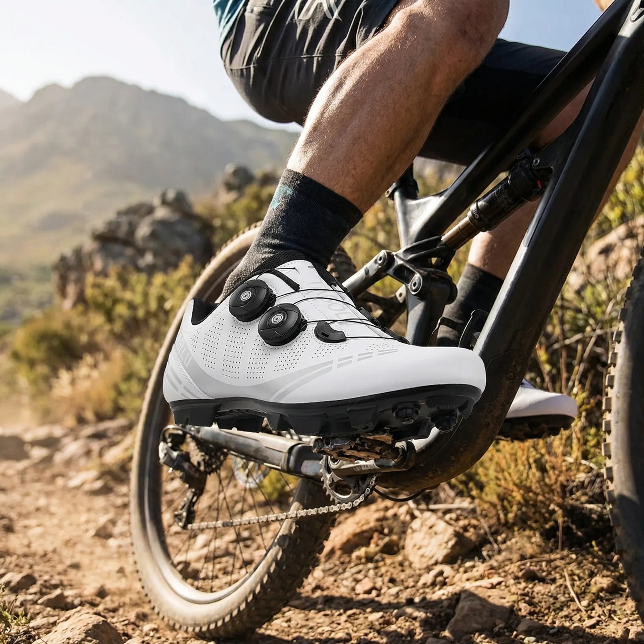 MTB-Rennradschuh mit Drehknopf-Verschluss und SPD-Cleat-Kompatibilität