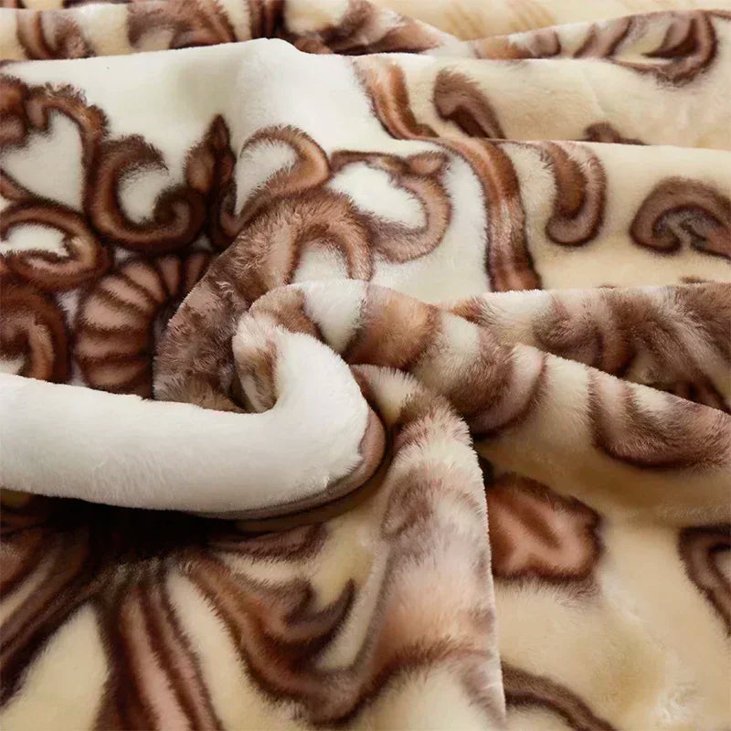 Plüsch-Kuscheldecke mit eleganter Musterung und doppelseitiger Oberfläche