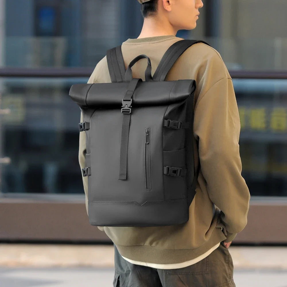Nordspur | Veltaris Rolltop Rucksack Mit Schnallenverschluss