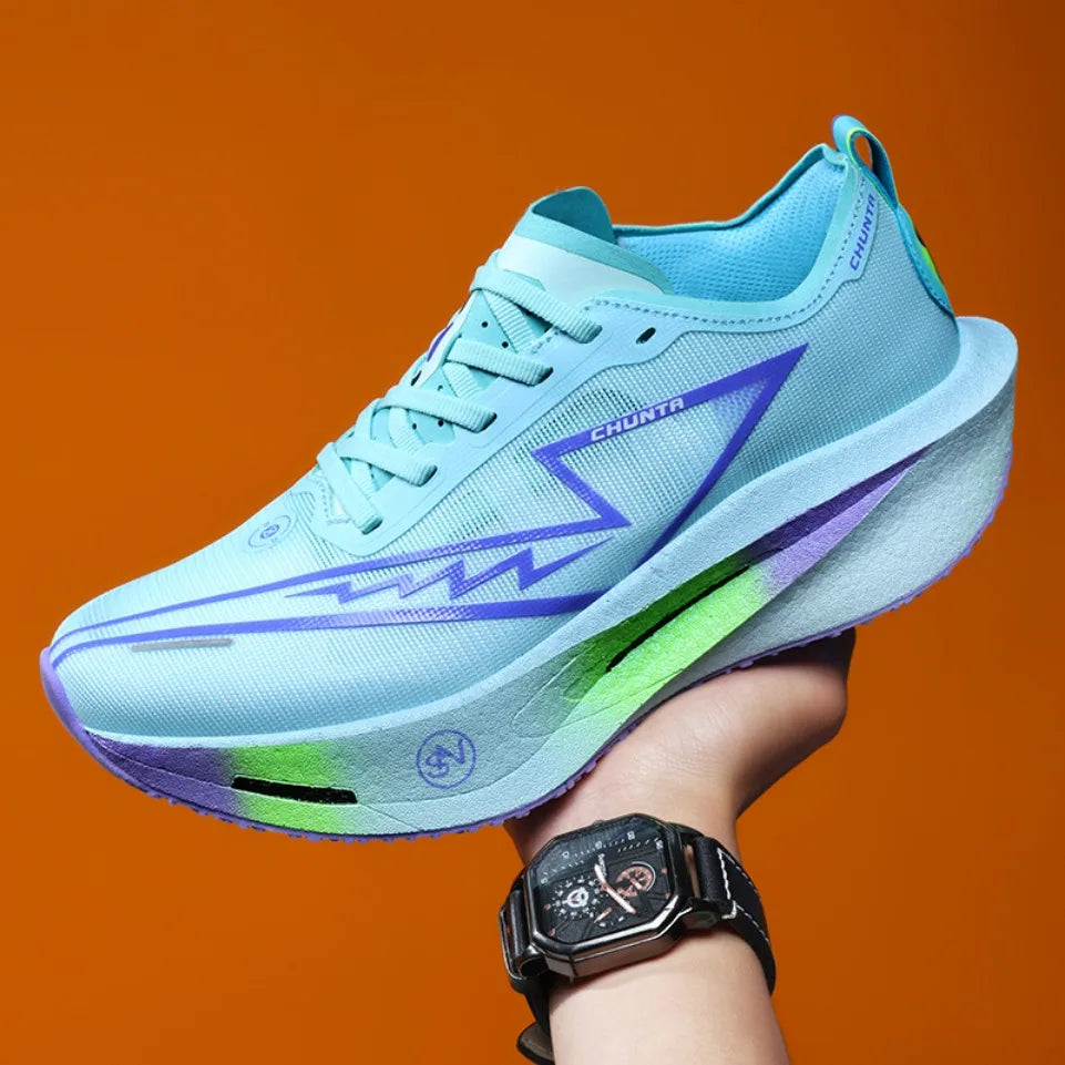 Marathonlaufschuh mit Karbonplatte atmungsaktiv leicht