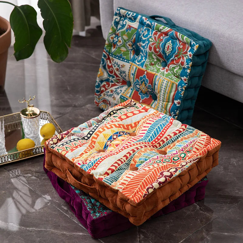 Dickes quadratisches Sitzkissen mit Vintage-Blumenmuster und Tragegriff