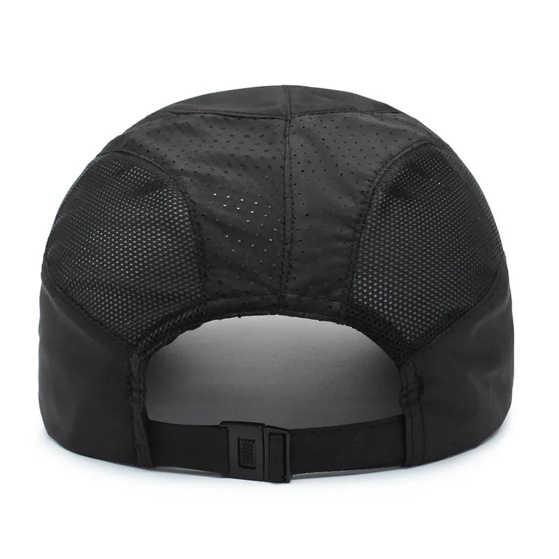 Leichte UV-Baseballkappe mit atmungsaktivem Mesh und breitem Schirm für Outdoor-Aktivitäten