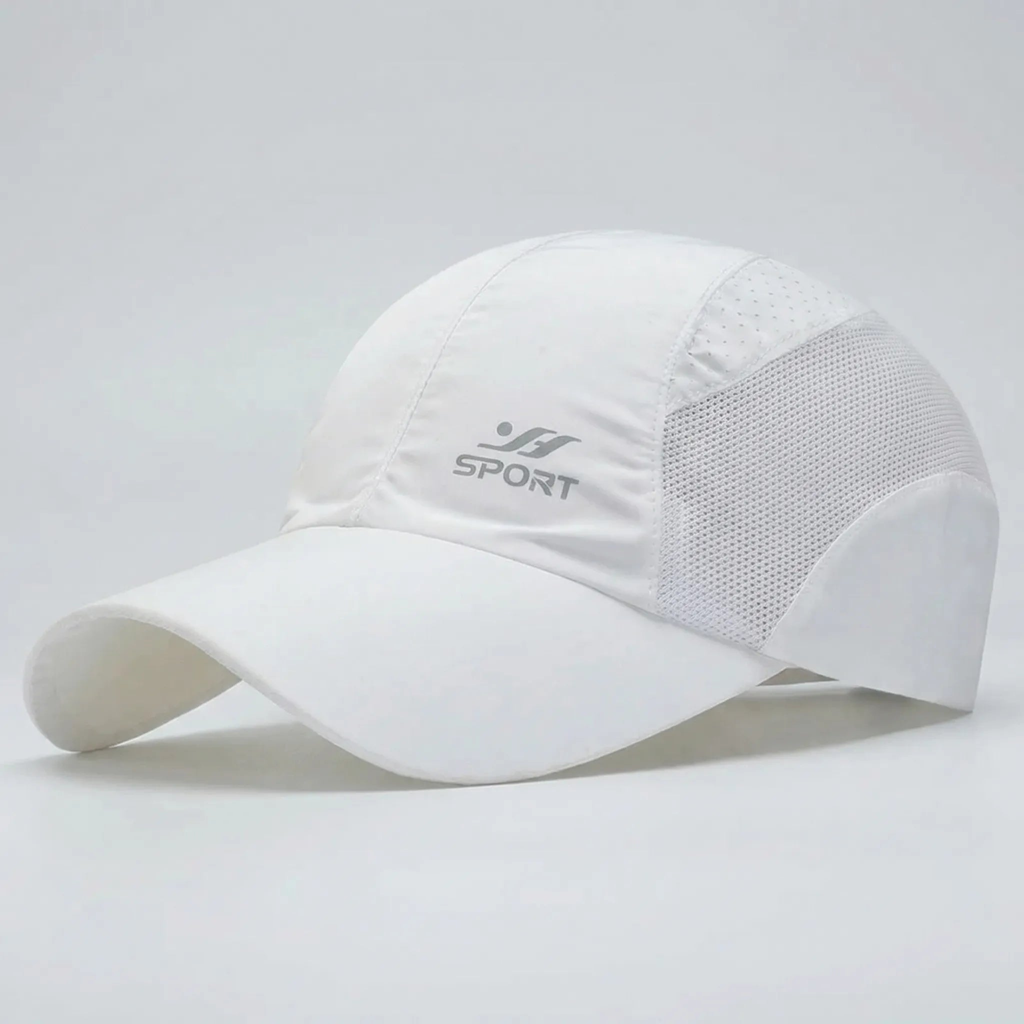 Leichte UV-Baseballkappe mit atmungsaktivem Mesh und breitem Schirm für Outdoor-Aktivitäten