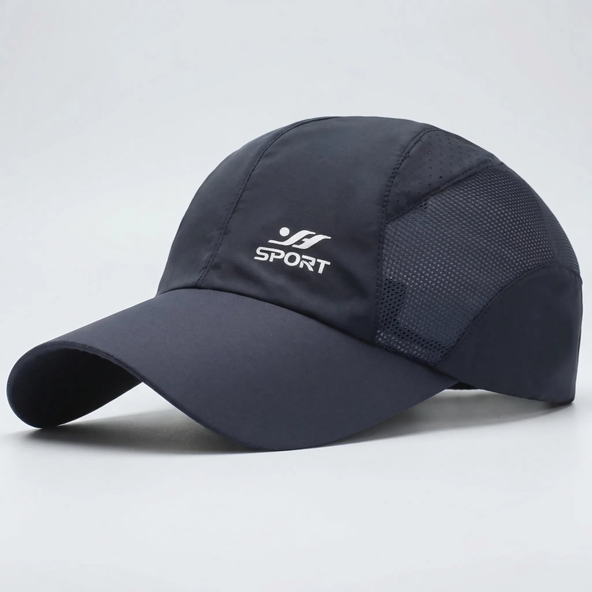 Leichte UV-Baseballkappe mit atmungsaktivem Mesh und breitem Schirm für Outdoor-Aktivitäten