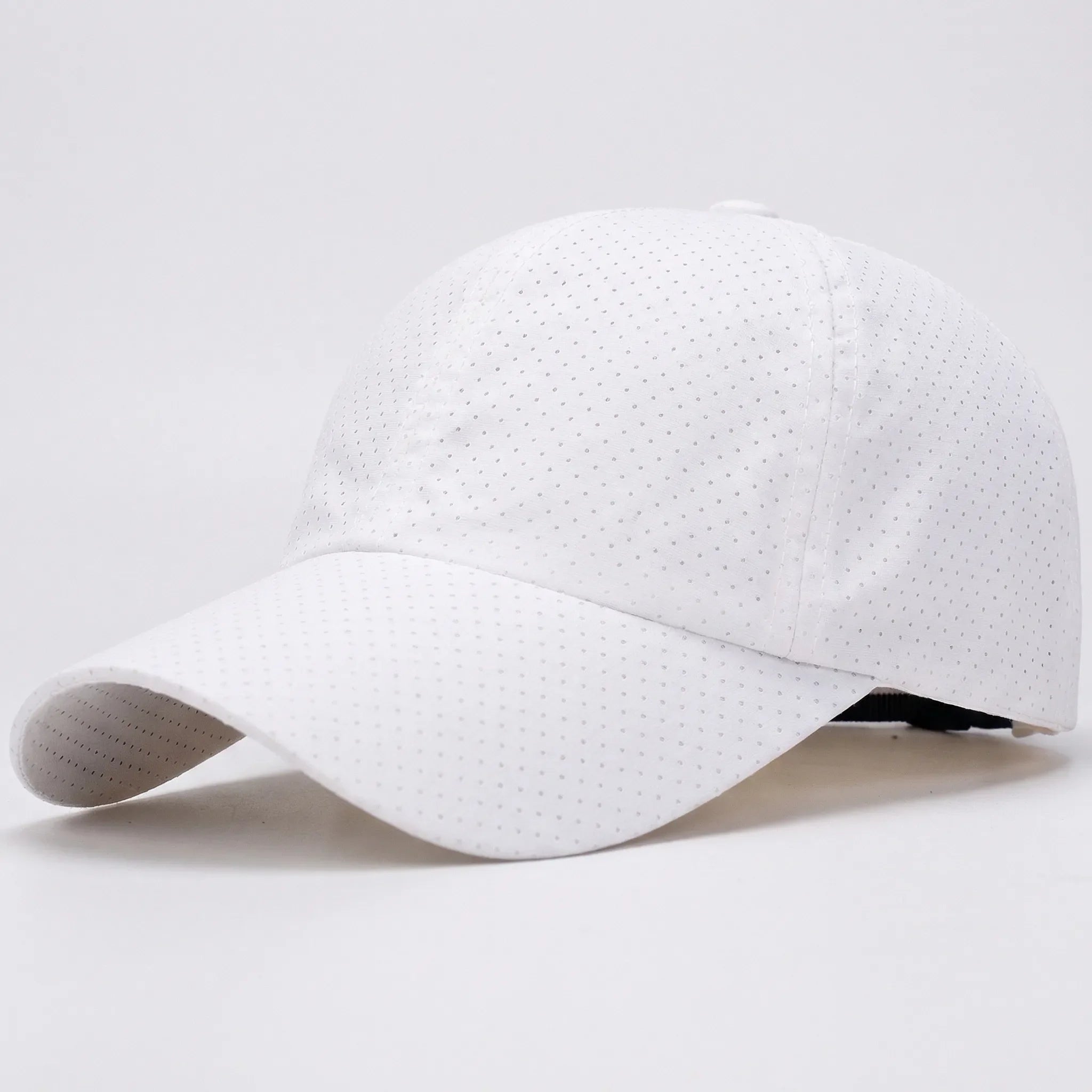 Atmungsaktive perforierte Baseballkappe mit Schirm für Damen und Herren