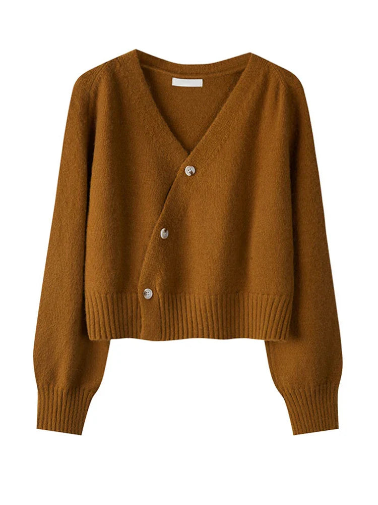 Nordspur | Vespara Asymmetric Button V Neck Cardigan