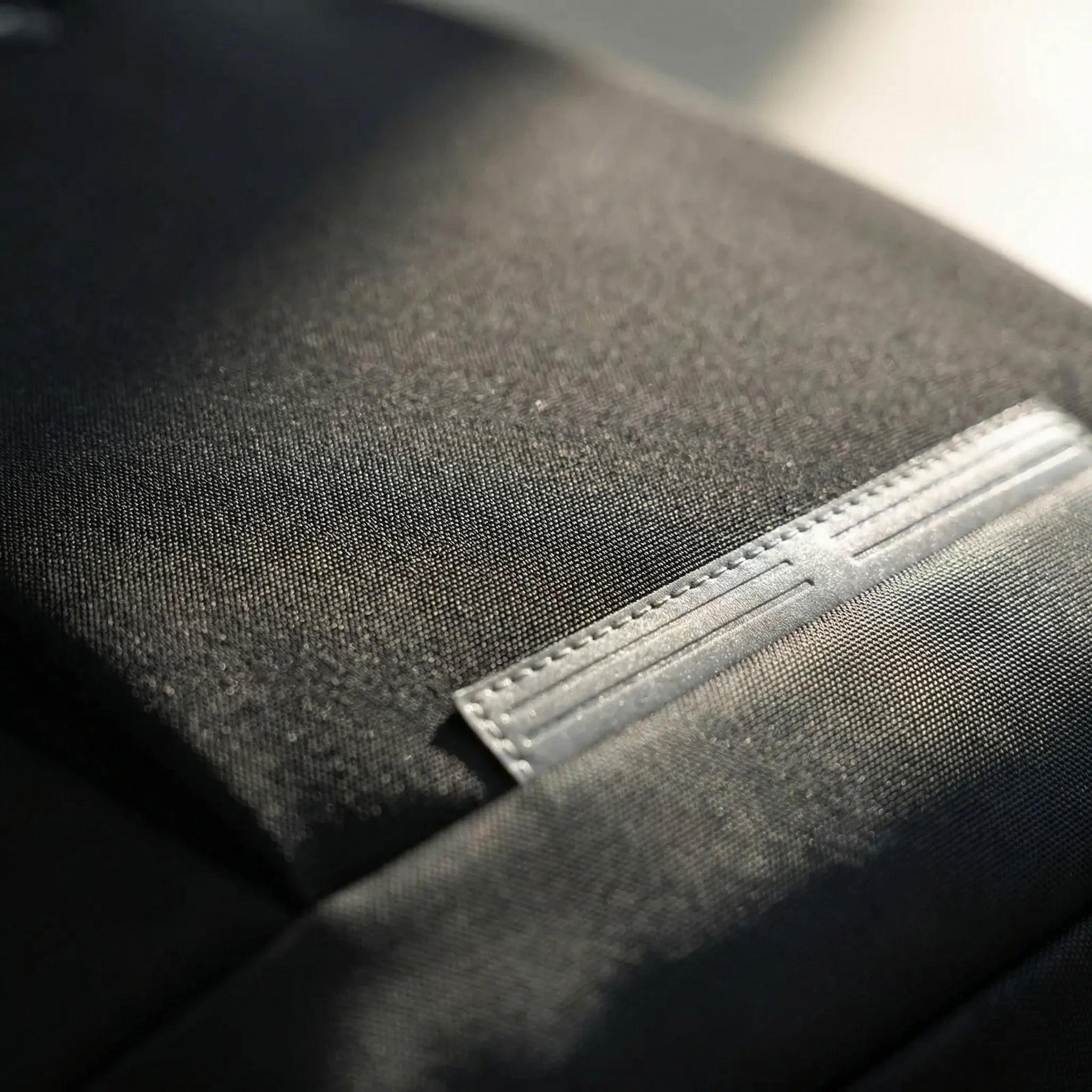 Laptop-Rucksack 17 Zoll erweiterbar USB-Ladung wasserabweisend