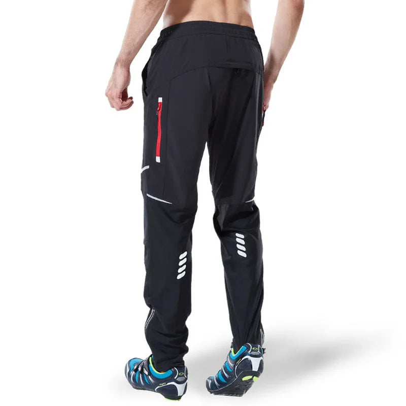 Herren Outdoorhose Slim Fit schnelltrocknend stretchig mit Reißverschlusstaschen