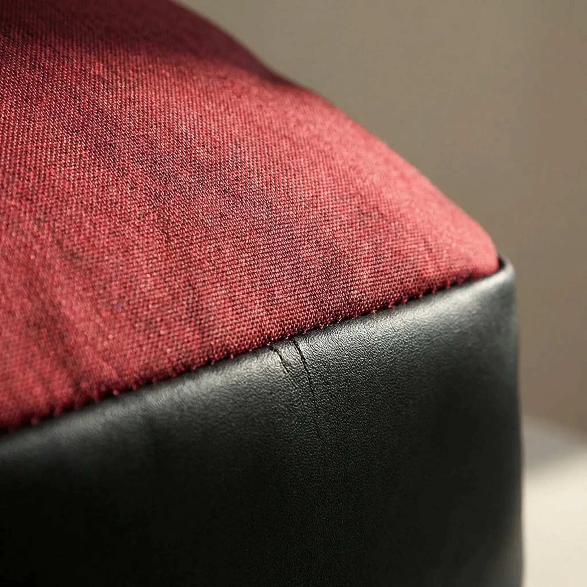Großer Reiserucksack mit Laptop-Fach und gepolsterten Schultergurten
