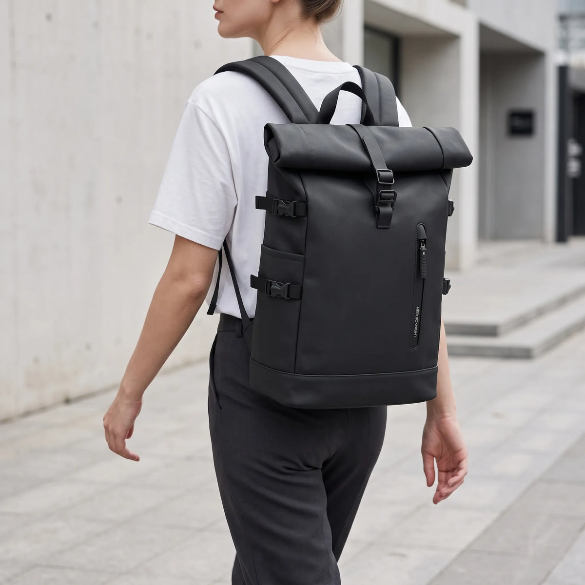 Rolltop-Rucksack Für Damen Mit Erweiterbarem Fach