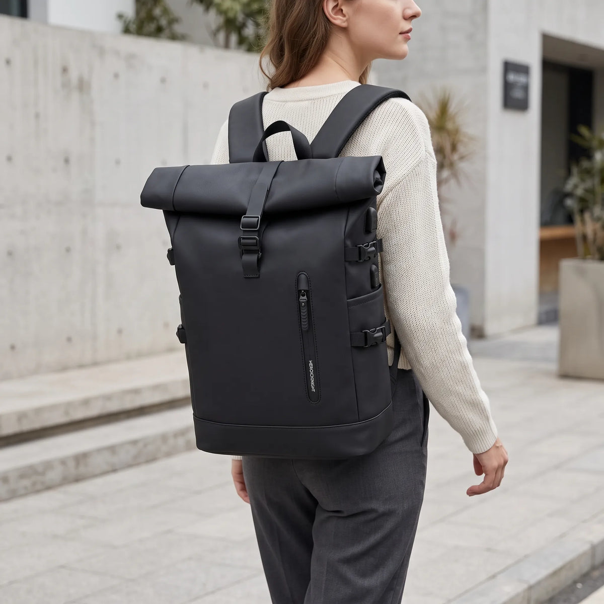 Rolltop-Rucksack Für Damen Mit Erweiterbarem Fach