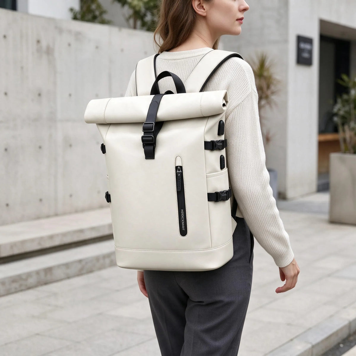 Rolltop-Rucksack Für Damen Mit Erweiterbarem Fach