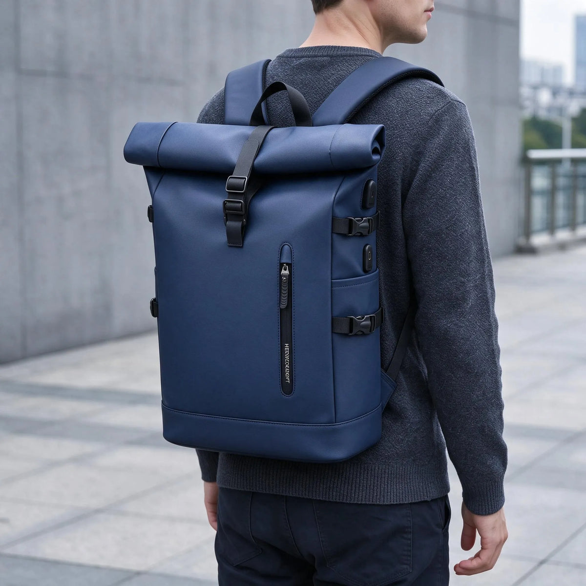 Rolltop Rucksack Mit Reißverschluss Und Erweiterbarem Hauptfach