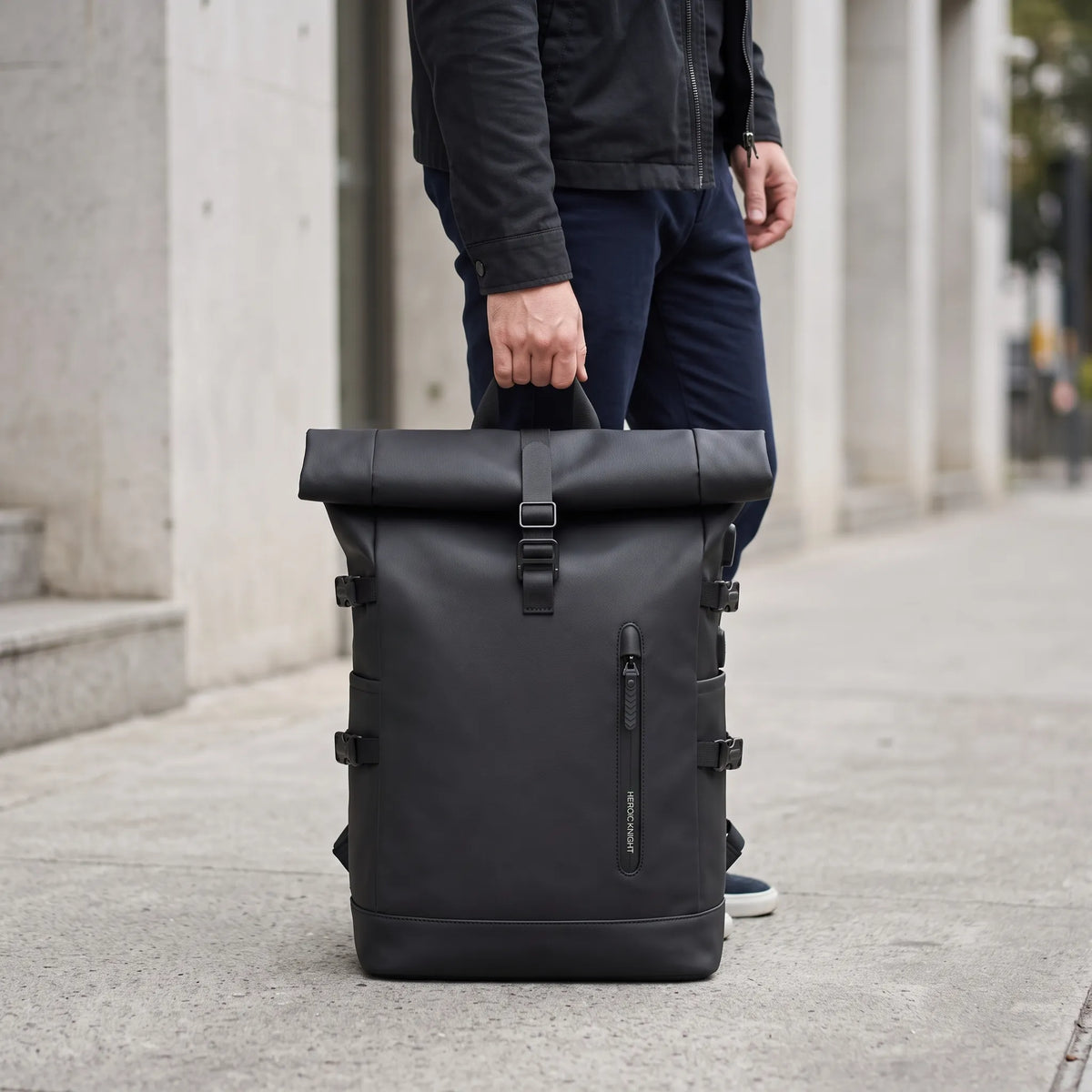 Rolltop Rucksack Mit Vielen Fächern Und Laptopfach