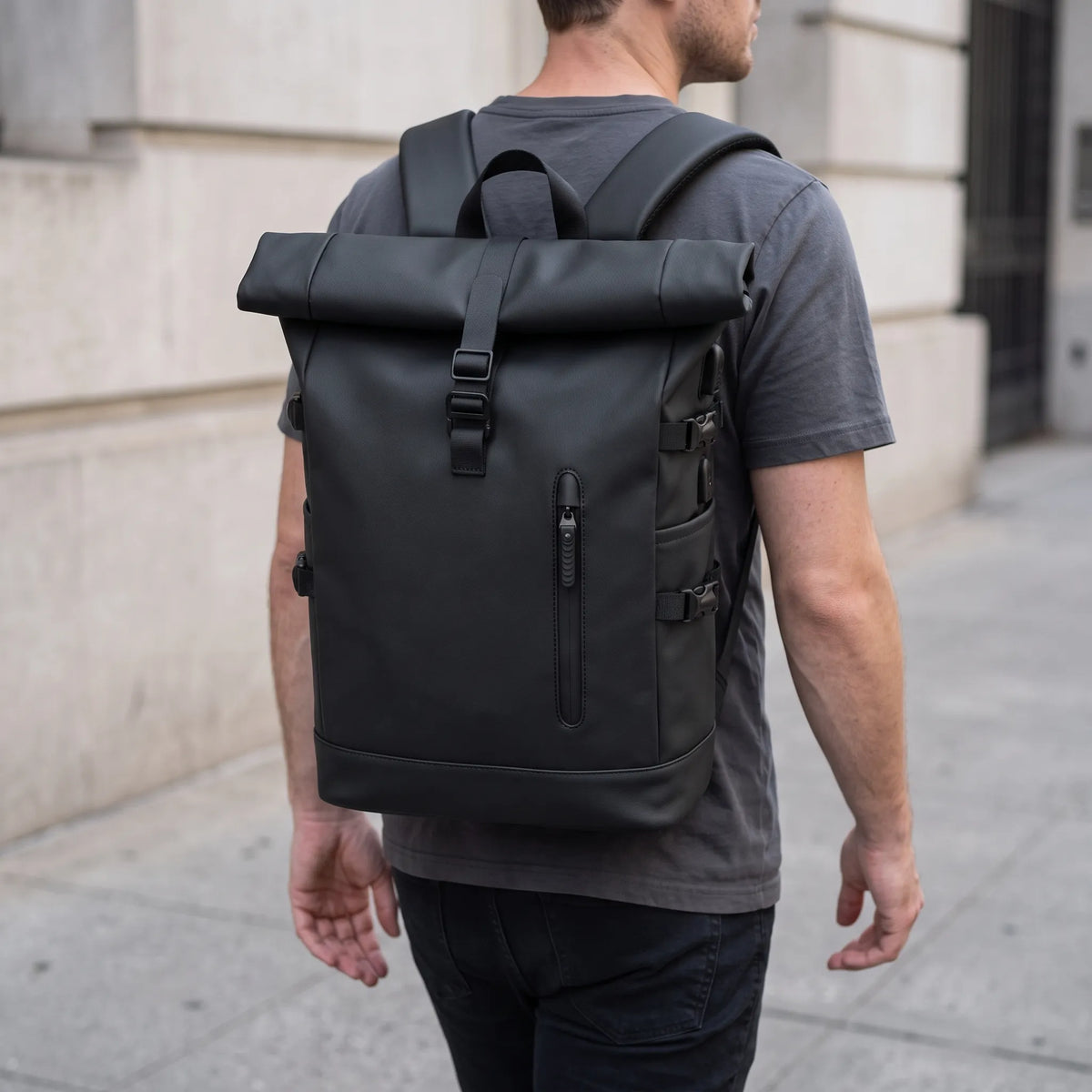 Rolltop Rucksack Mit Vielen Fächern Und Laptopfach