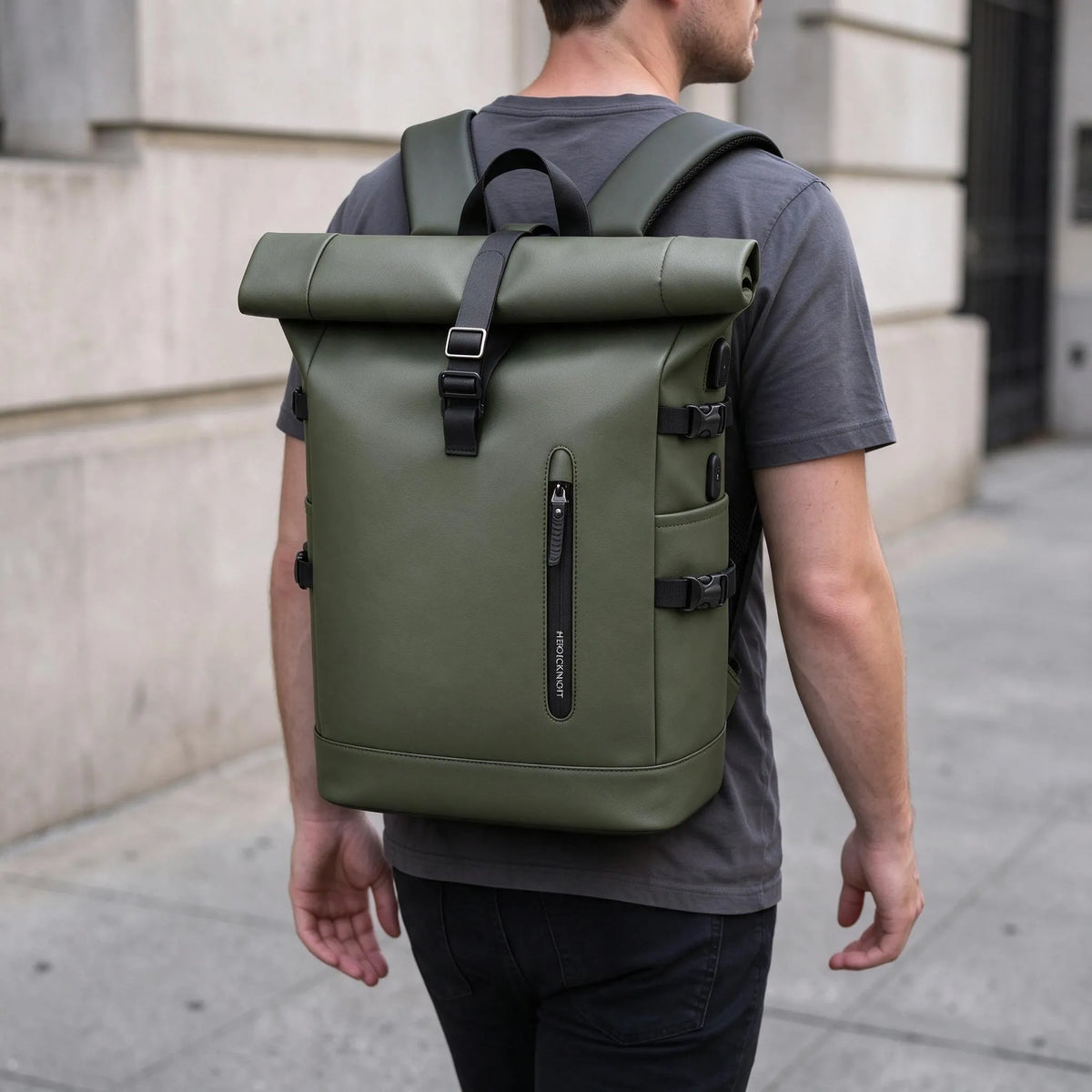Rolltop Rucksack Mit Vielen Fächern Und Laptopfach
