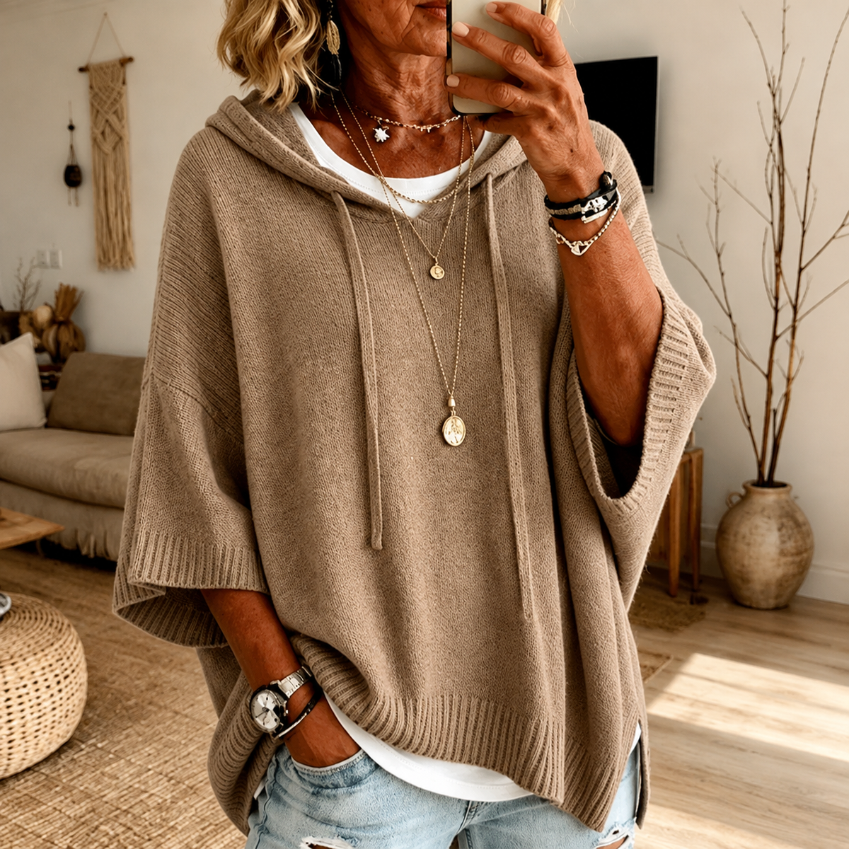 Manon Taupe Poncho-Pullover