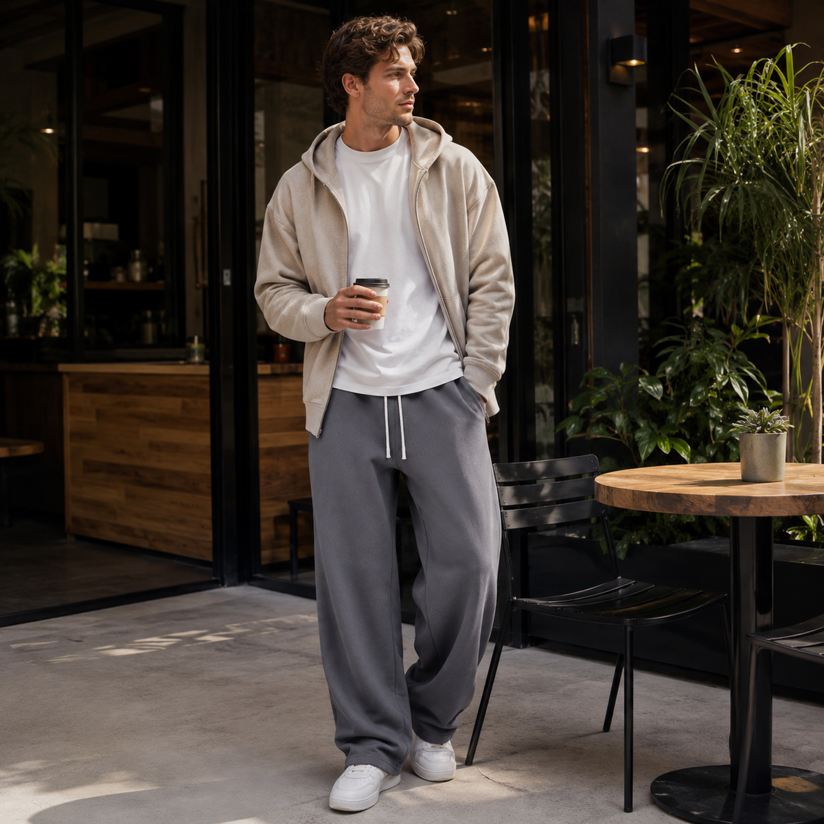 Tag Der Jogginghose: Lockere Jogginghose In Voller Länge
