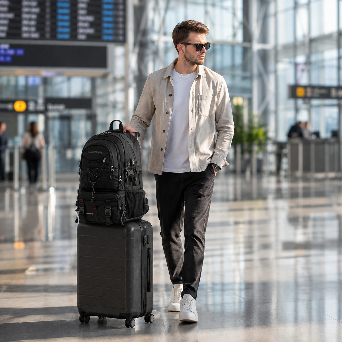 Wanderrucksack 40L mit USB-Anschluss – BergTrail Pro