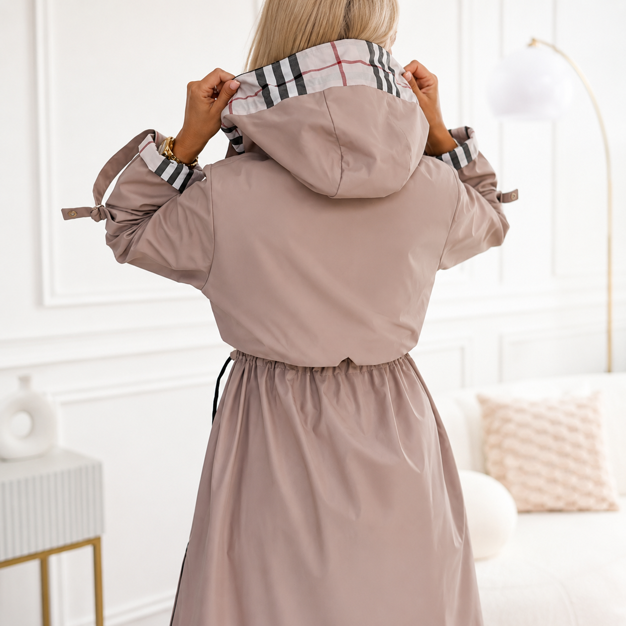 Wasser- und winddichter Damenmantel mit Kapuze – Nordlyn Zip Coat