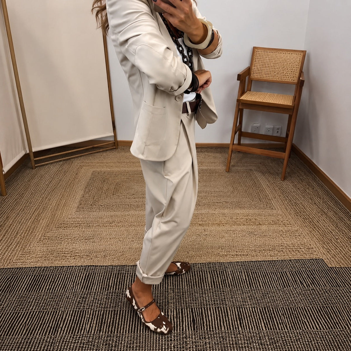 Set mit strukturiertem Blazer und weiter Hose