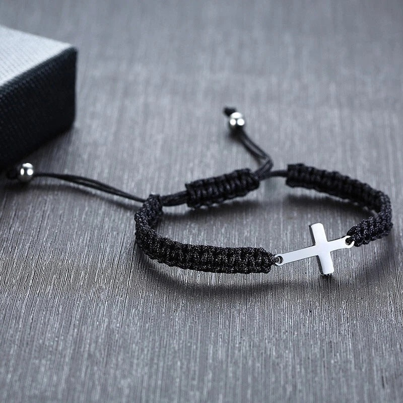 Kreuz-Anhänger geflochtenes Armband - verstellbares schwarzes Kordel mit silberfarbenem seitlichem Kreuz
