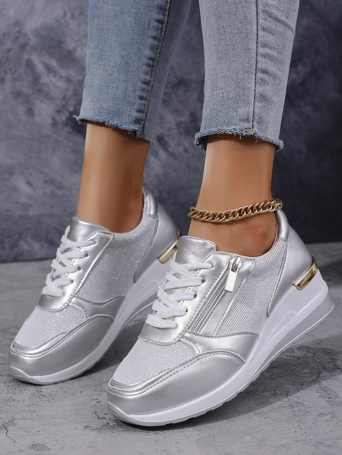 Damen-Sneaker mit Schnürung und seitlichem Reißverschluss – Dicke Sohle, Komfort und sportlicher Stil