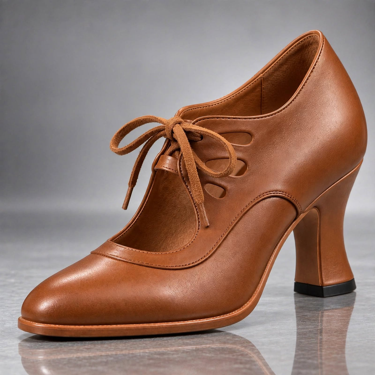 Audrey Schnür-Pumps