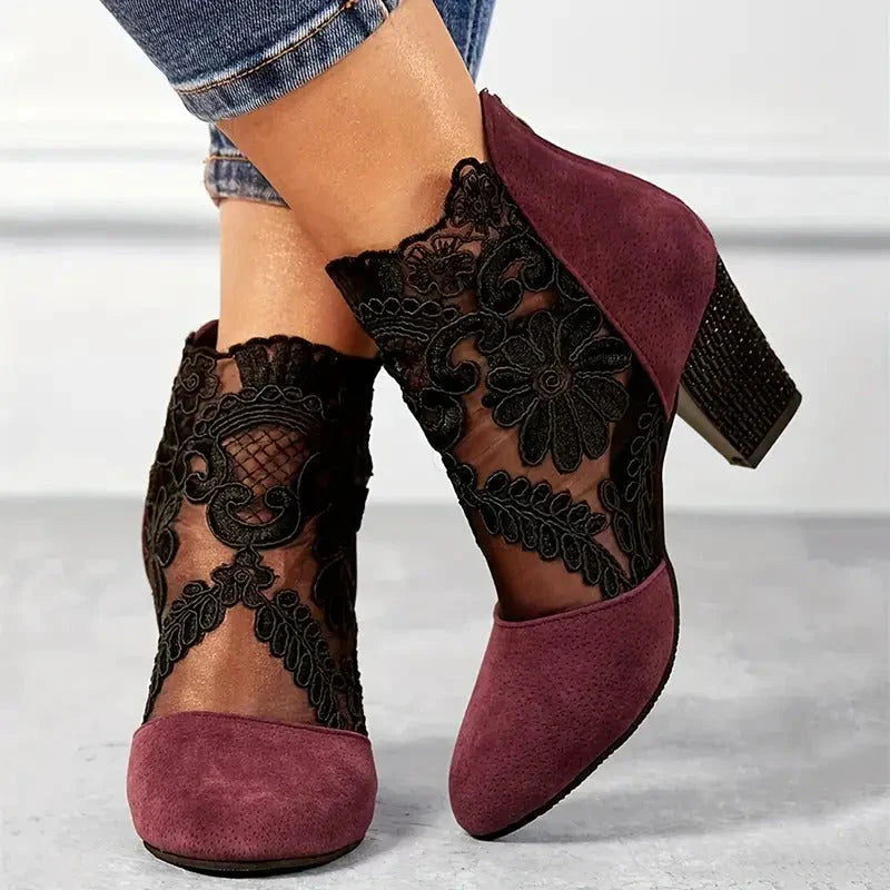Stylische atmungsaktive orthopädische Absatzschuhe