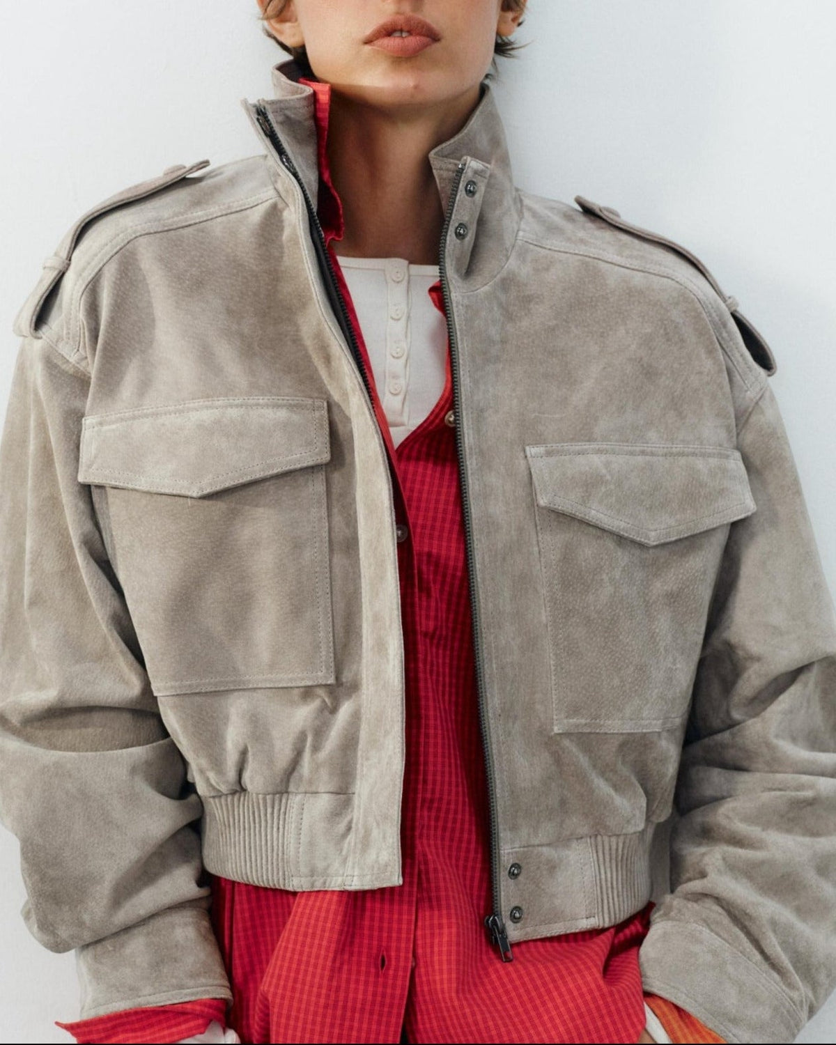 Wildleder Cropped Bomberjacke in Grau