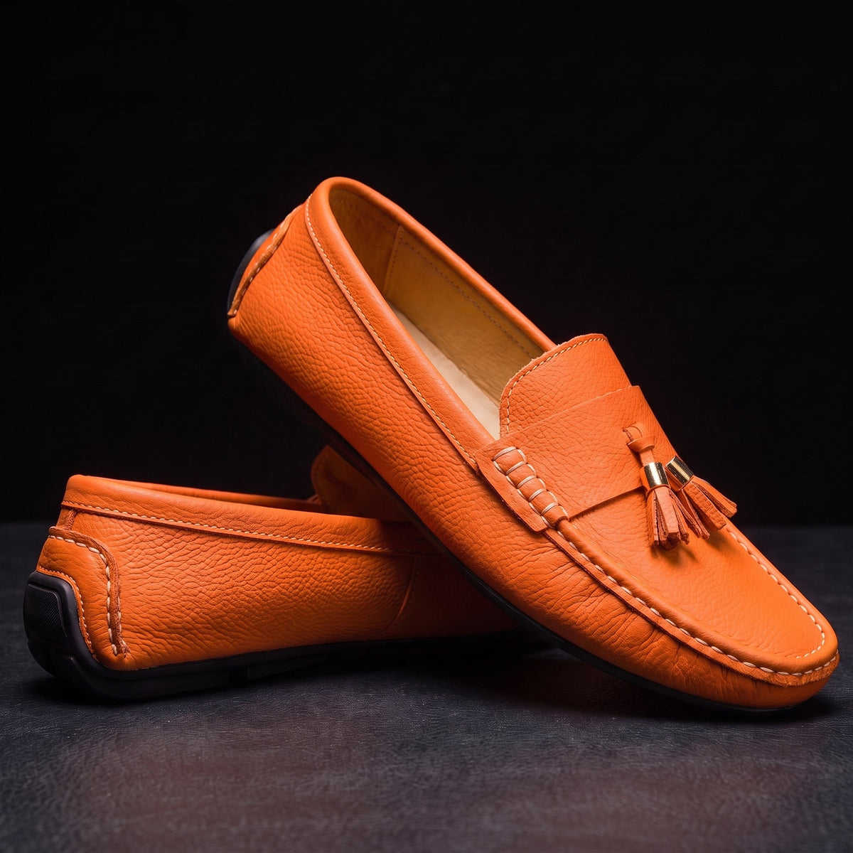 Ockerfarbene Quasten-Loafer