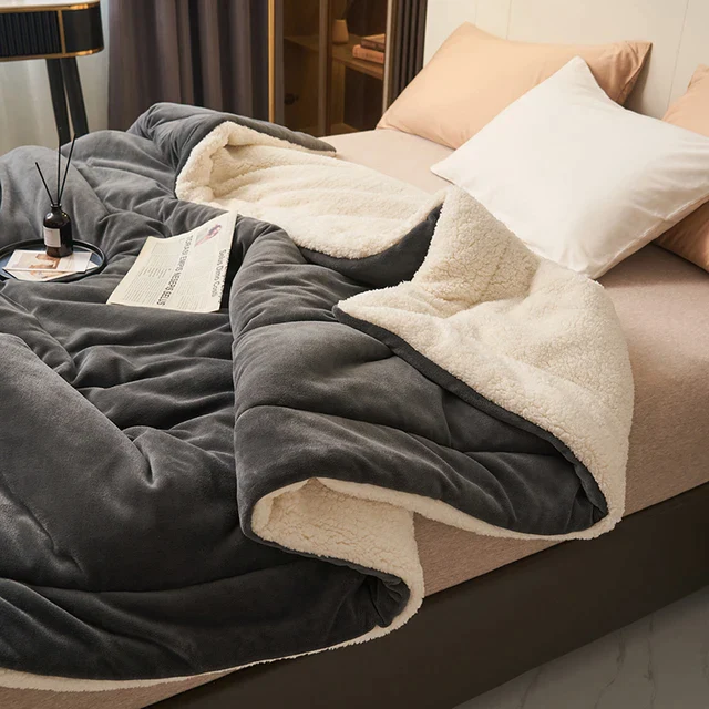 Kuscheldecke aus Flanell-Fleece