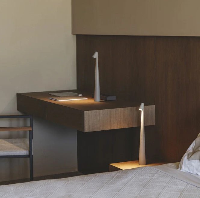LED Tischlampe wiederaufladbar mit 2700K Warmweiß und 3 Helligkeitsstufen