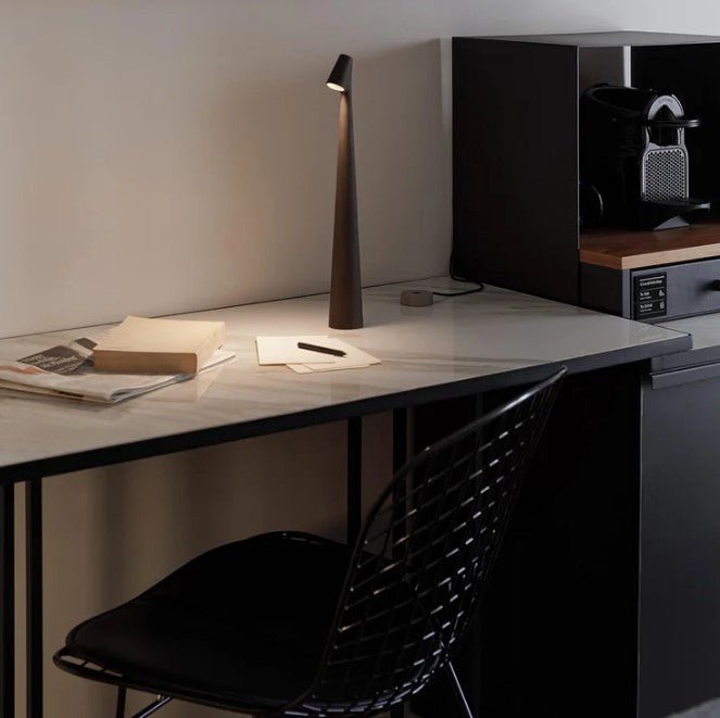 LED Tischlampe wiederaufladbar mit 2700K Warmweiß und 3 Helligkeitsstufen