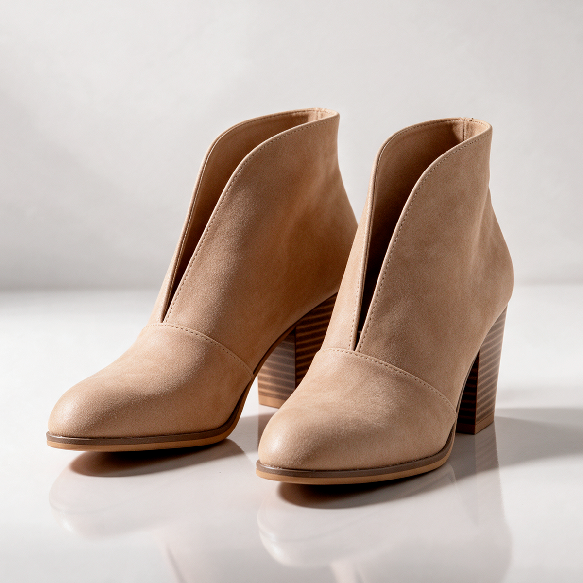 Carina V-Cut Stiefeletten