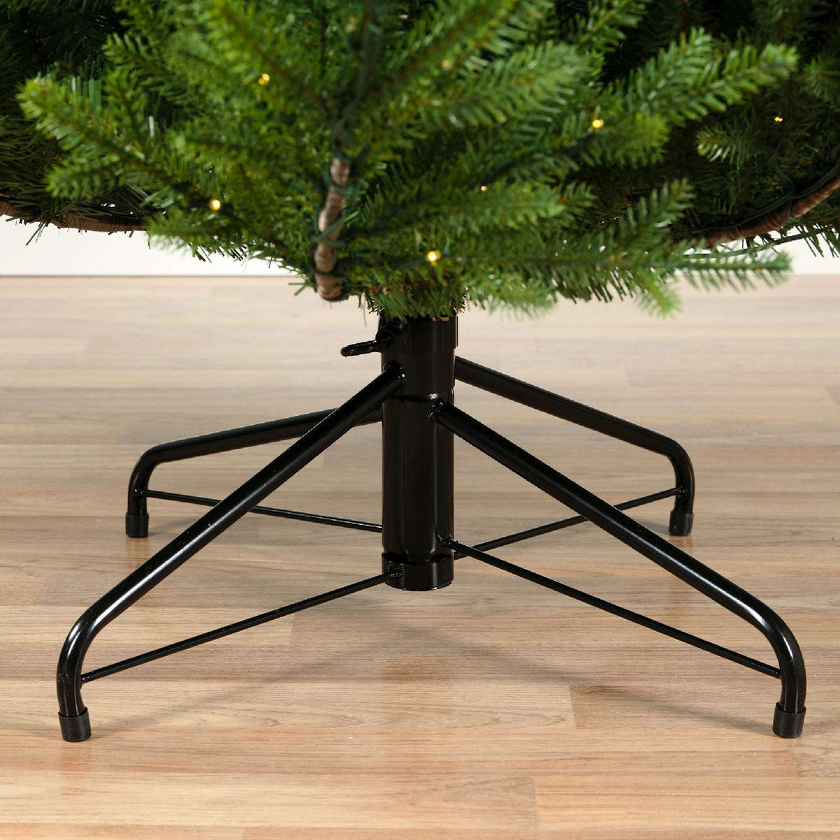 Premium Weihnachtsbaum mit LED – Grün oder verschneit